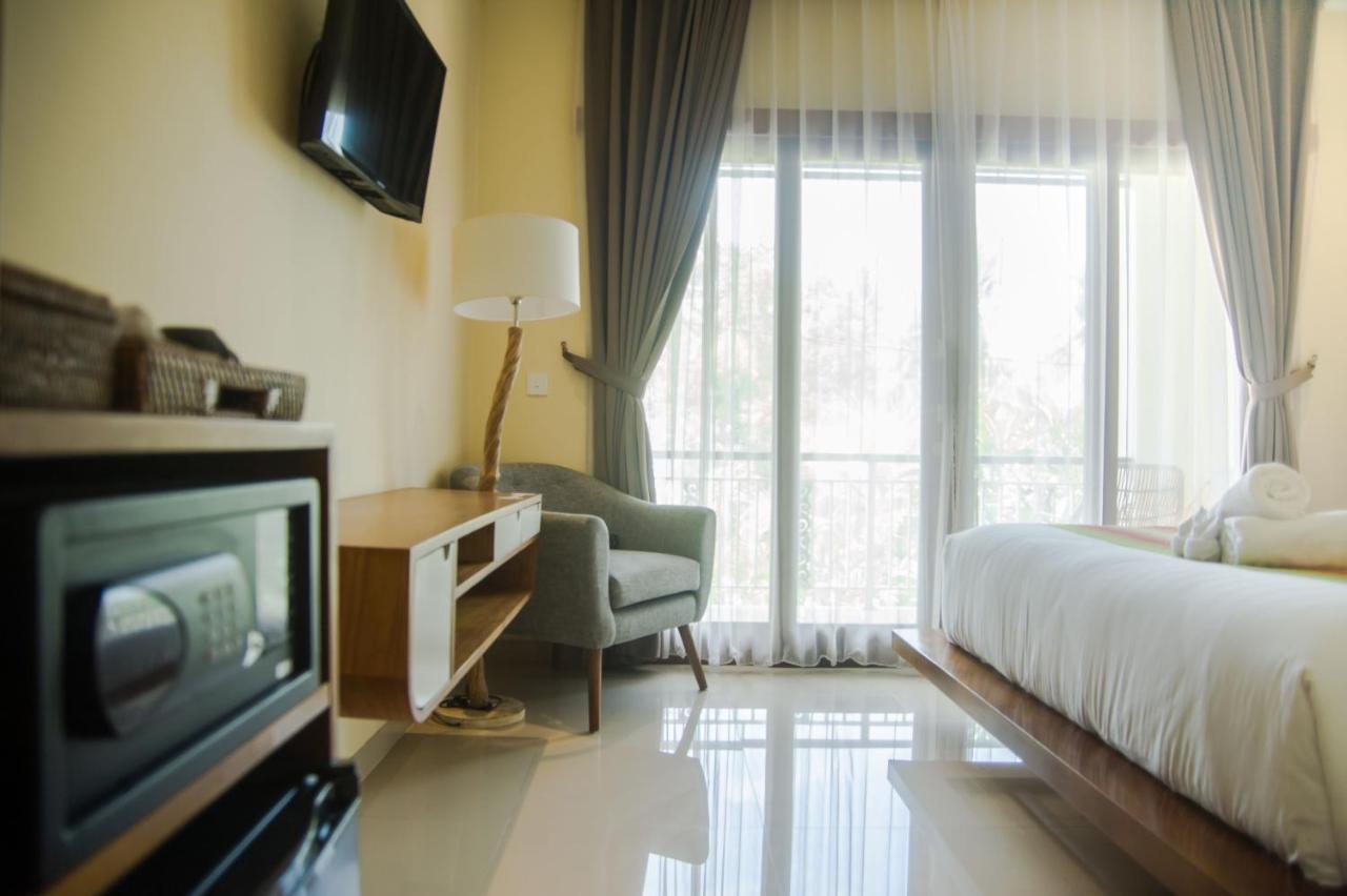 Akatara Hotel Toyapakeh Экстерьер фото